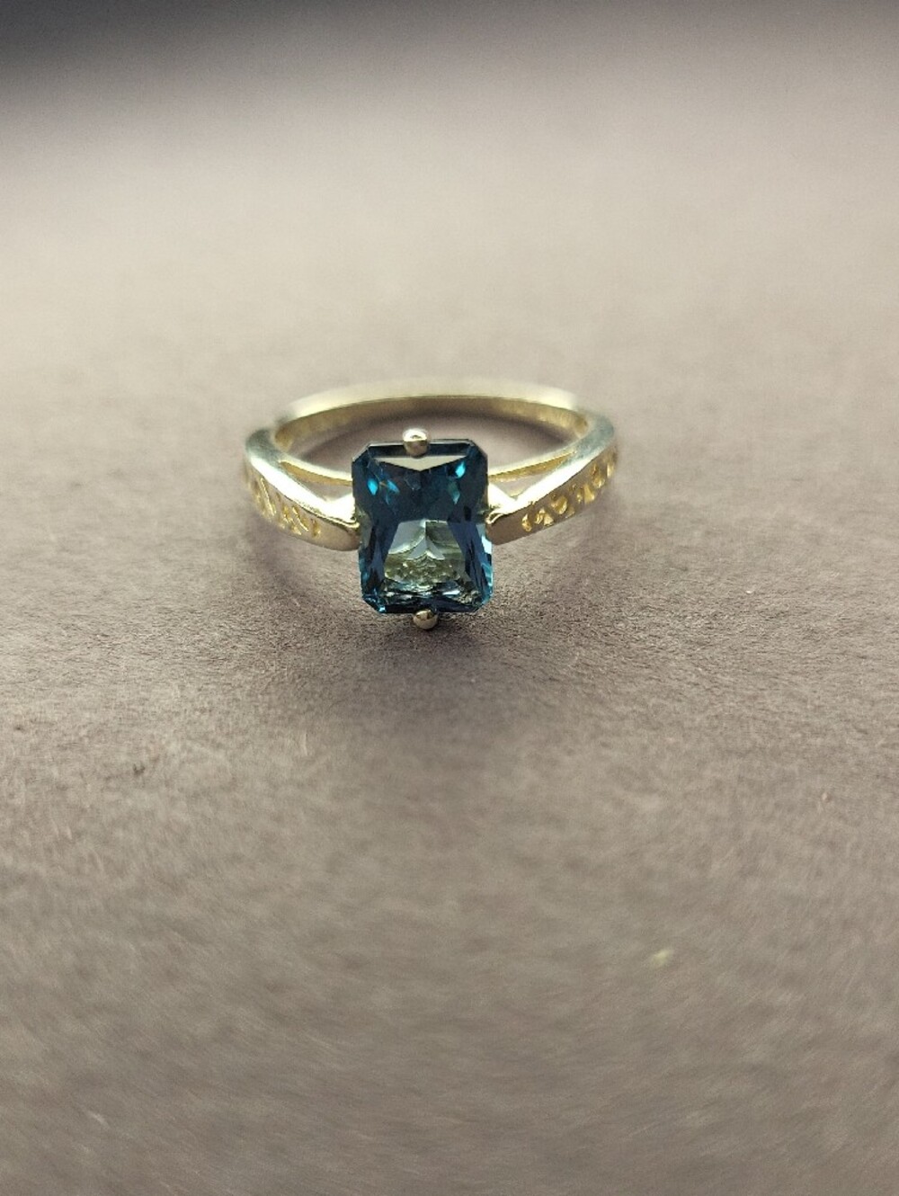 Blue Topaz Rectangular Solitaire Ring - Picture 5 of 5